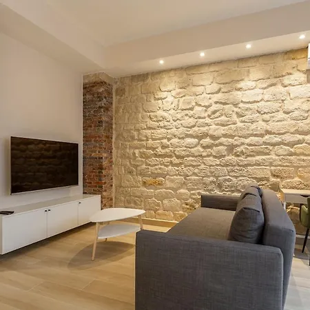 Modern Duplex 10 Min From Place De La Nation