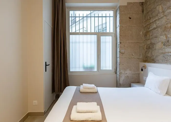 Modern Duplex 10 Min From Place De La Nation